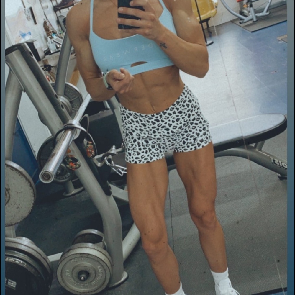 Ryderwear adapt high waisted scrunch shorts